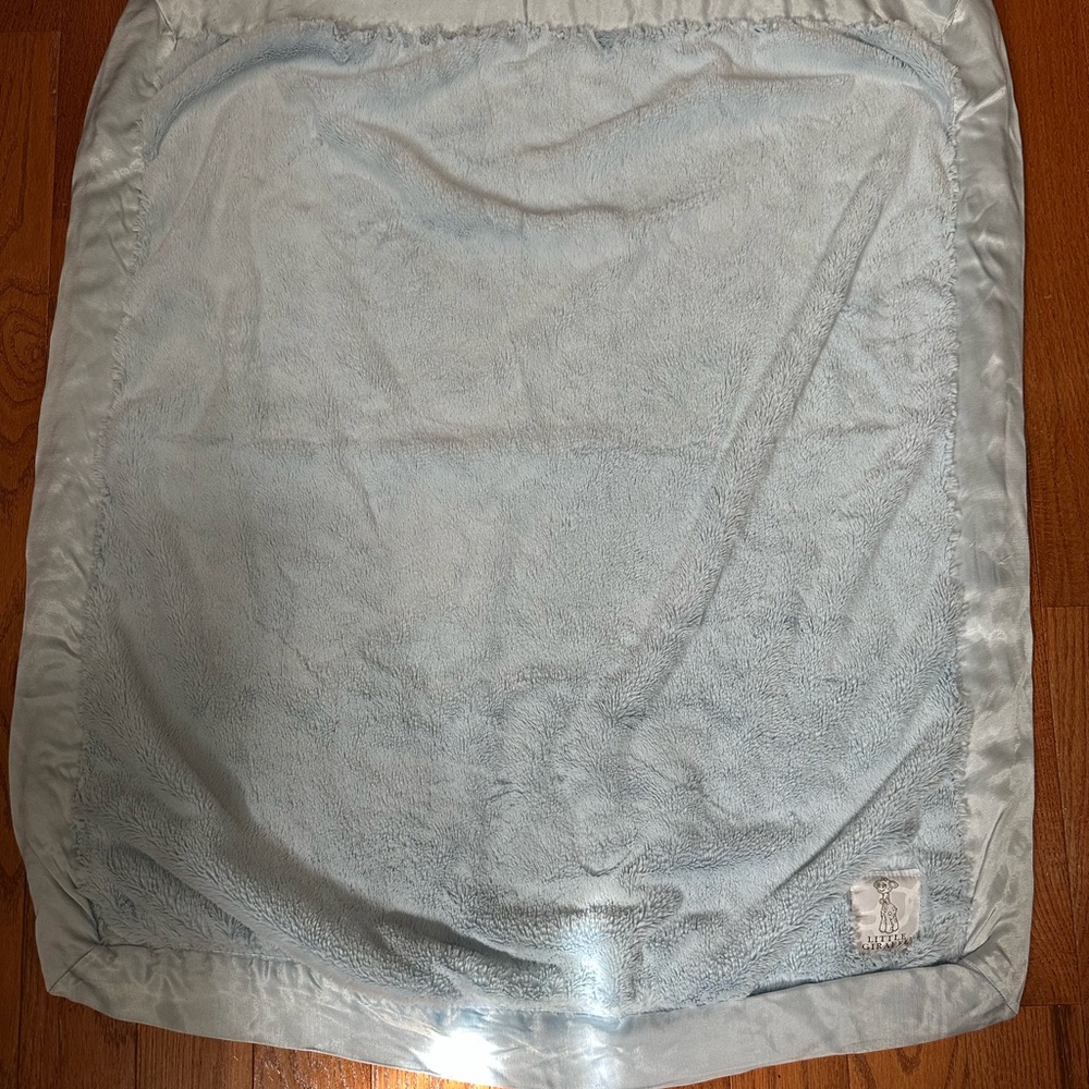 Little Giraffe Plush Baby Blanket in Light Blue Size 30” X 35” Approx Satin Trim